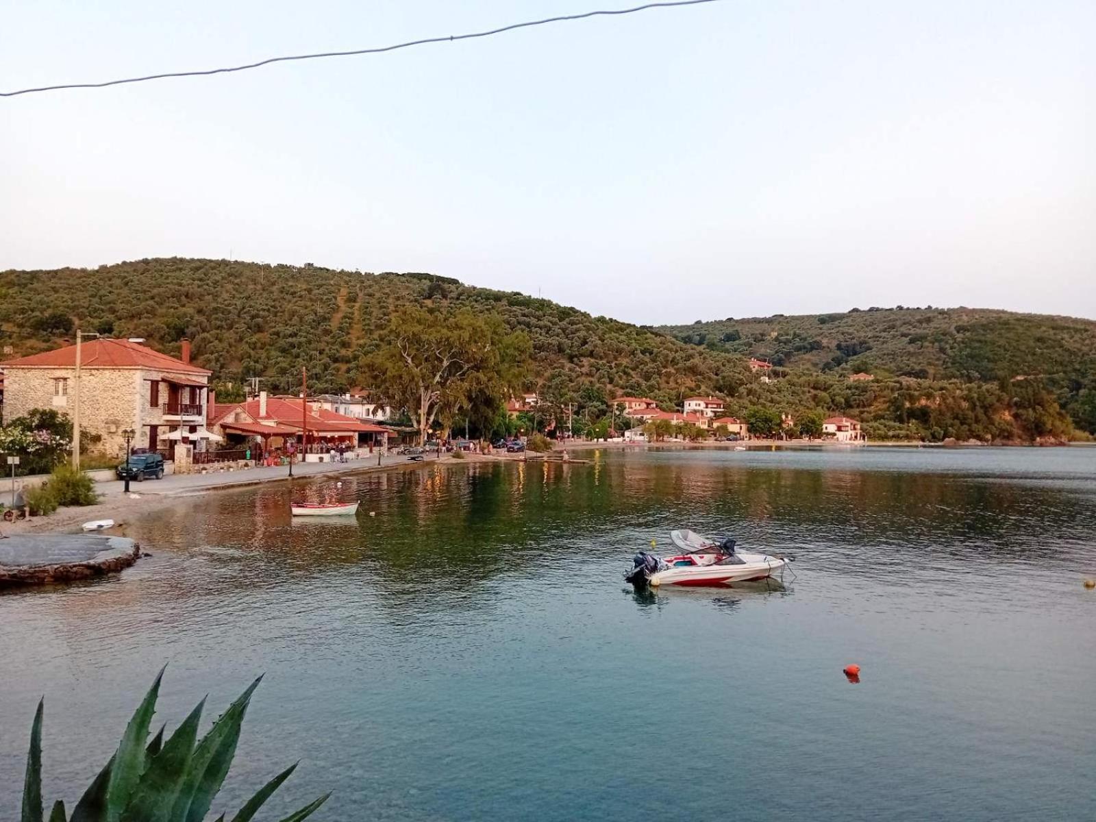 Vila Christina'S Seaside Áfissos Exteriér fotografie